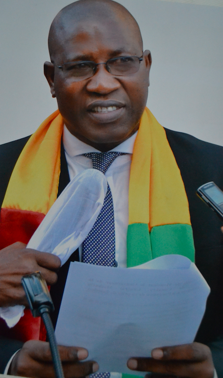 Mathurin Bangoura, gobernador y presidente del Consejo Municipal de Conakry: «Las empresas españolas son bienvenidas, pero tienen que tener en cuenta las prioridades de desarrollo guineanas»