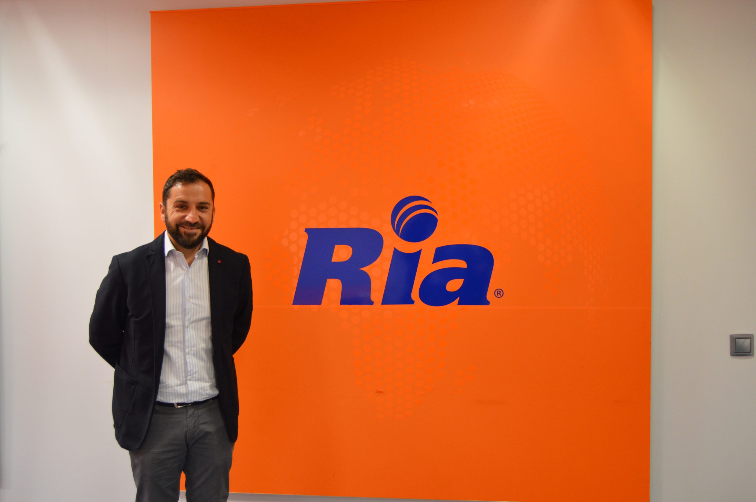 José Cabral, director general para Europa de RIA Money Transfer